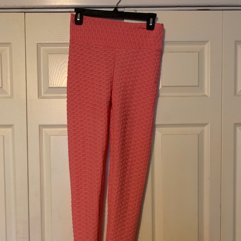 Pink leggings